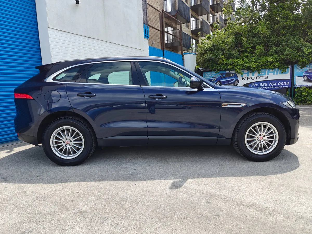 2018 JAGUAR F PACE PRESTIGE AUTOMATIC 180BHP AWD - Image 4