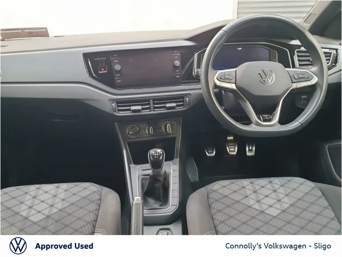 Volkswagen Polo Rline 1.0 TSI 95hp - Image 4