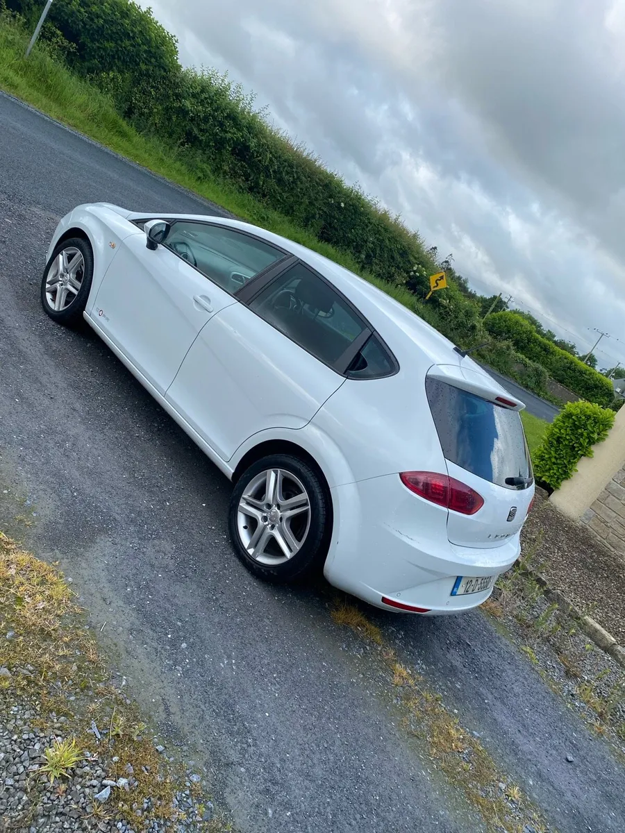 2012 seat Leon 1.6 tdi Nct 01/26 - Image 2