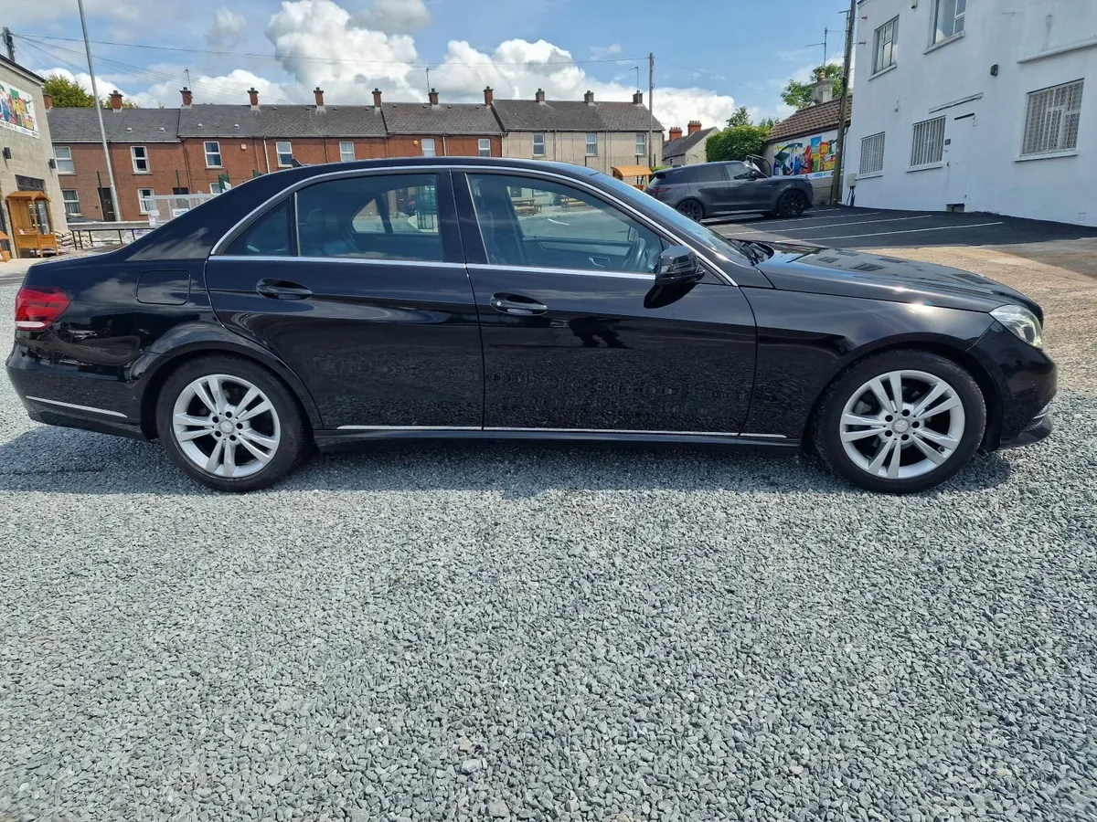 Mercedes-Benz E-Class 2015 - Image 4