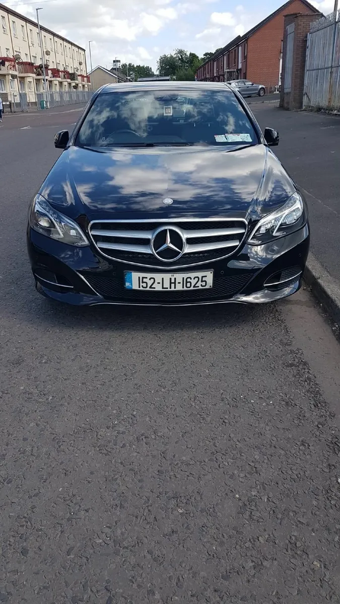 Mercedes-Benz E-Class 2015 - Image 1