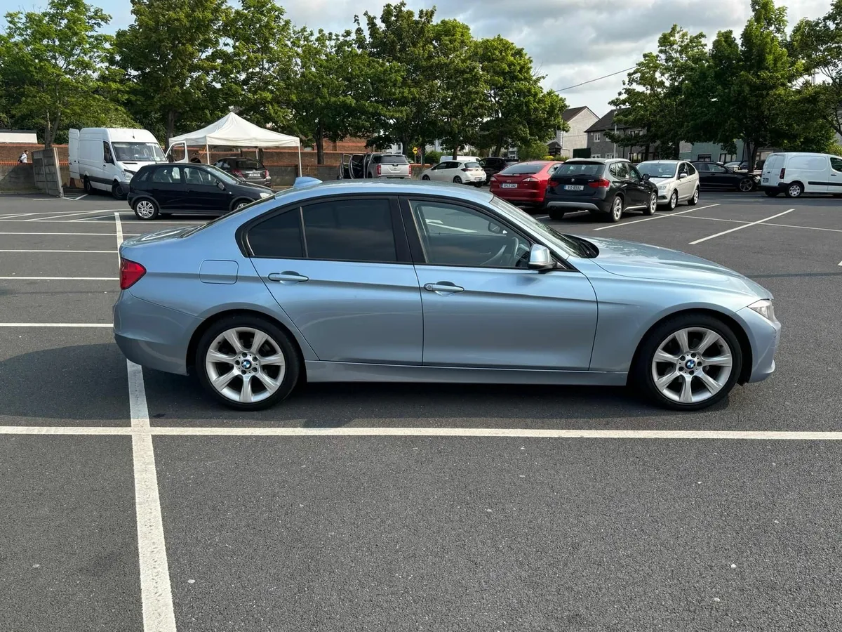 BMW 3-Series 2012 - Image 1