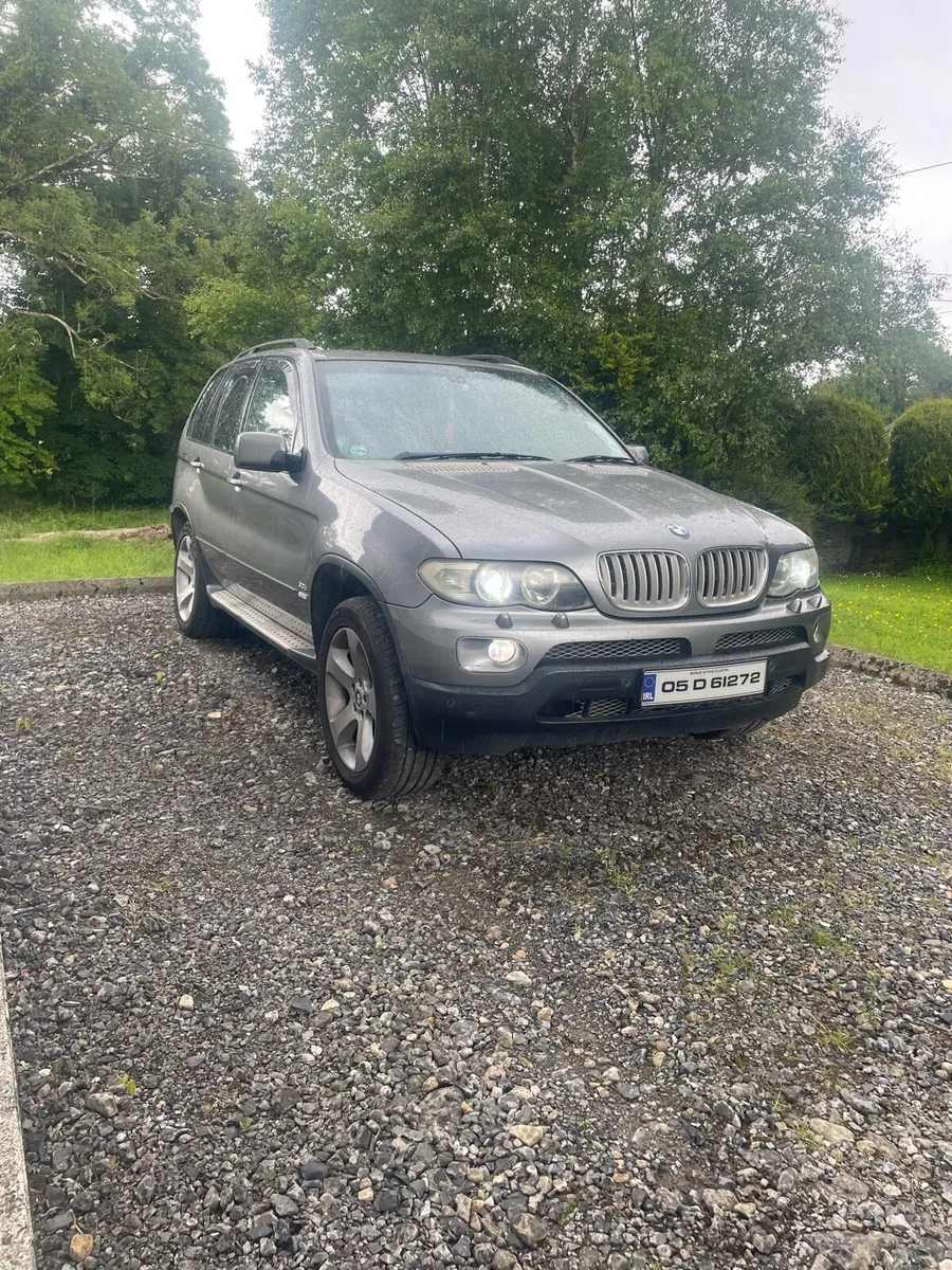 BMW X5 - Image 1