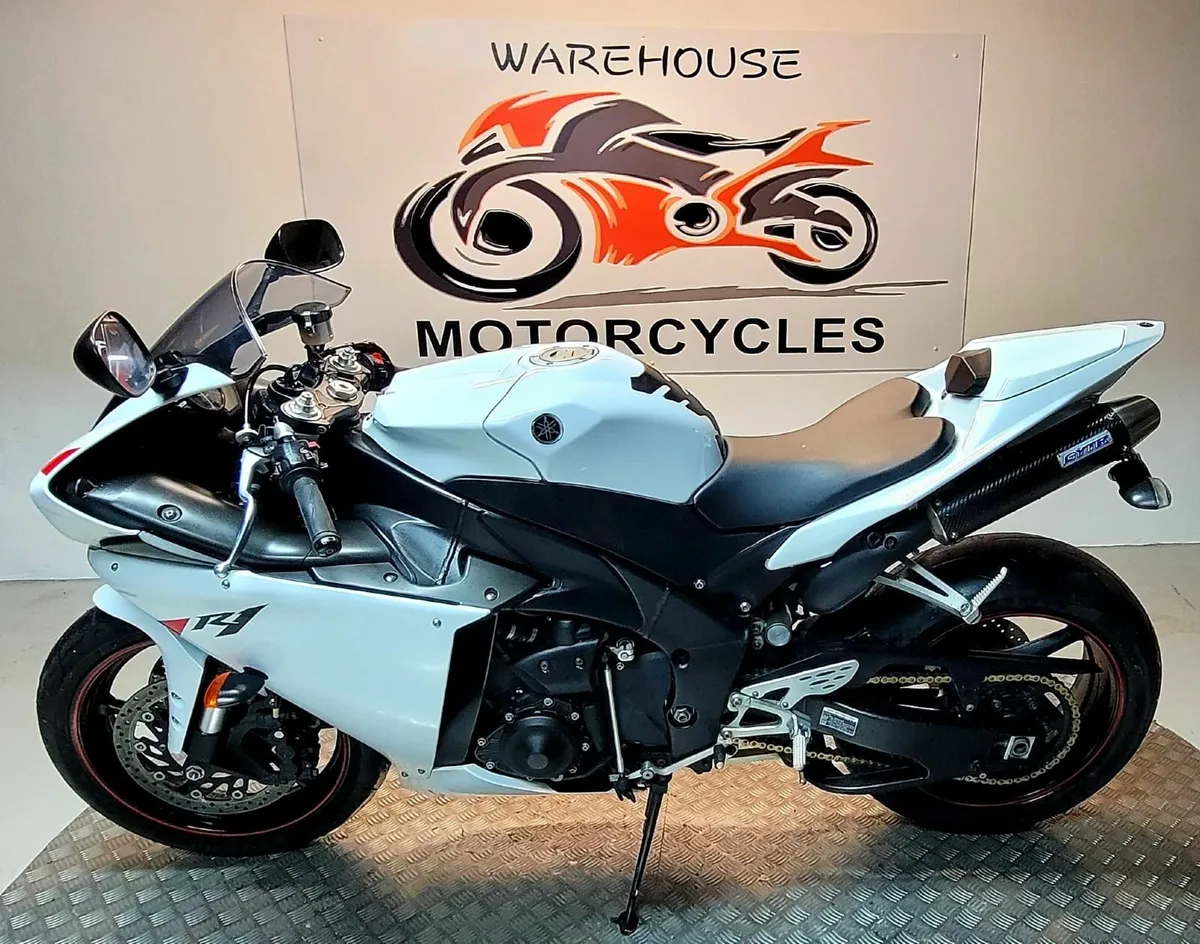 2012 Yamaha R1 - Image 3