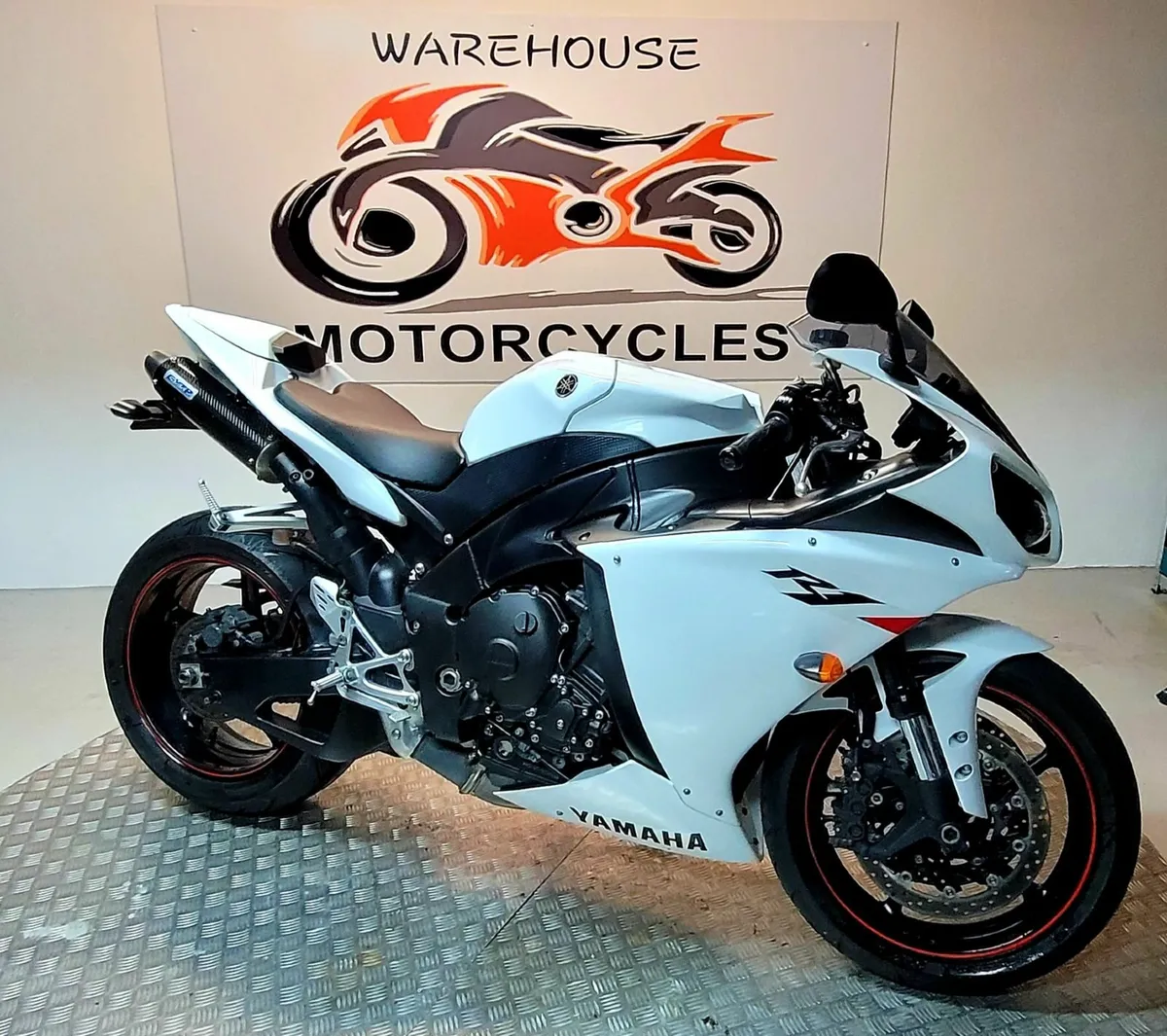 2012 Yamaha R1 - Image 4