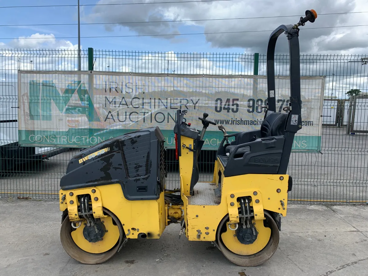 2016 BOMAG BW80AD TWIN DRUM ROLLER FOR AUCTION - Image 2