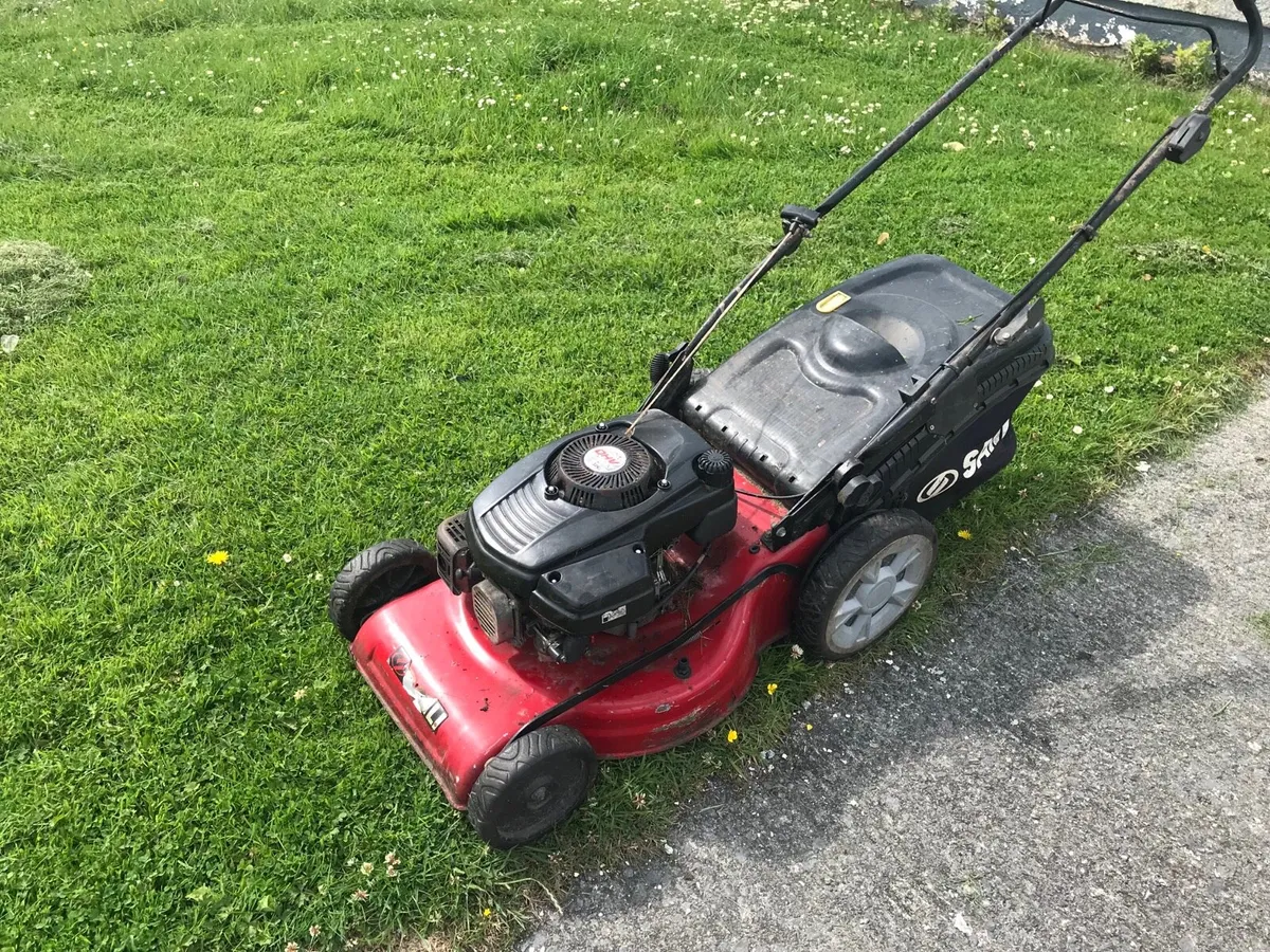 Lawnmower For sale - Image 4