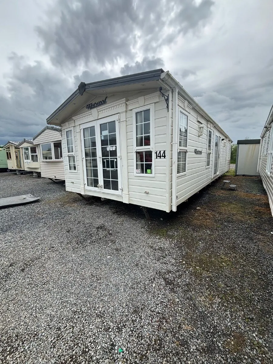 3 BED RESEDENTIAL SPEC LODGE 41X13 - Image 1