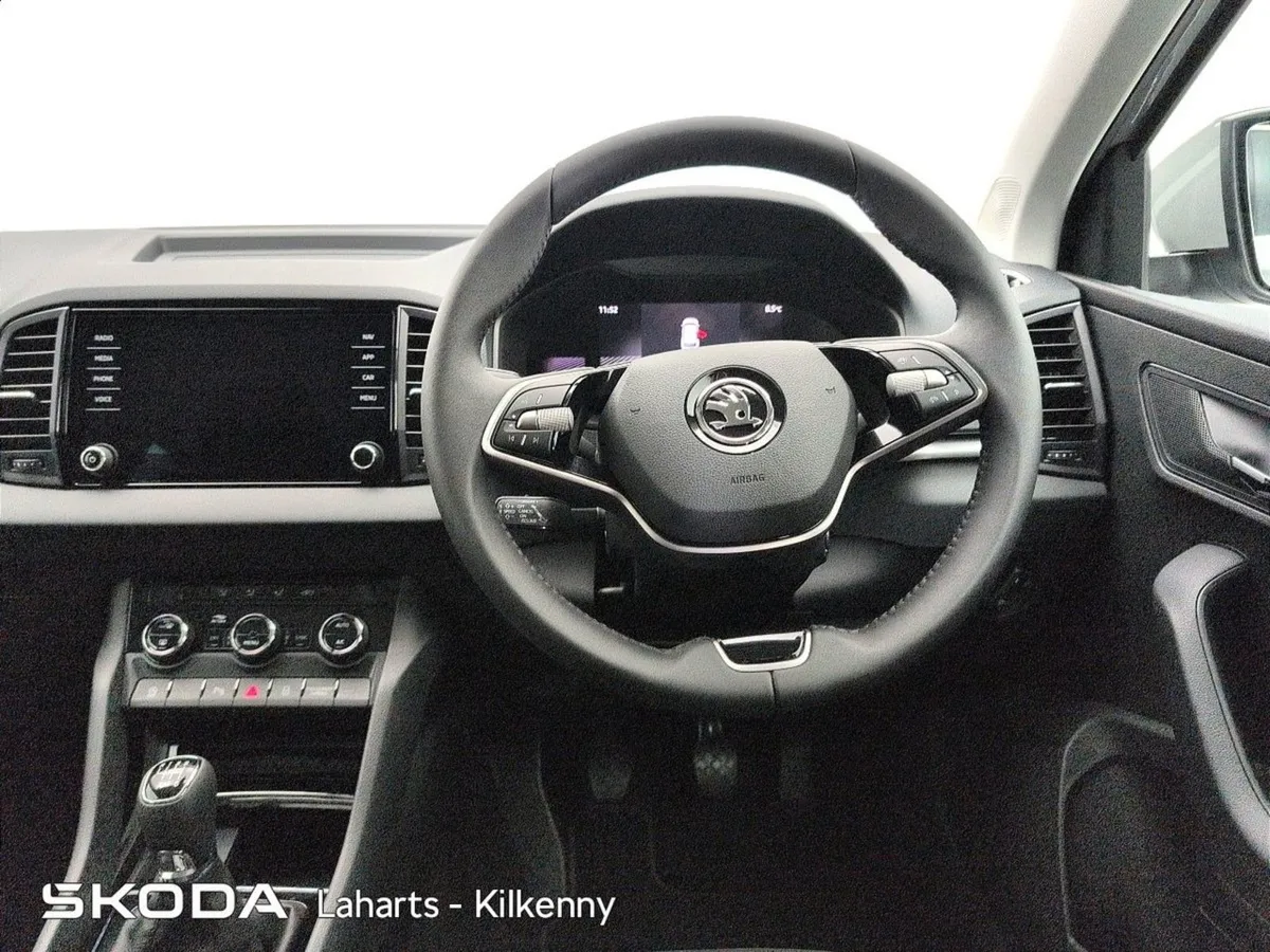 Skoda Karoq Selection 2.0tdi 115HP - Image 3