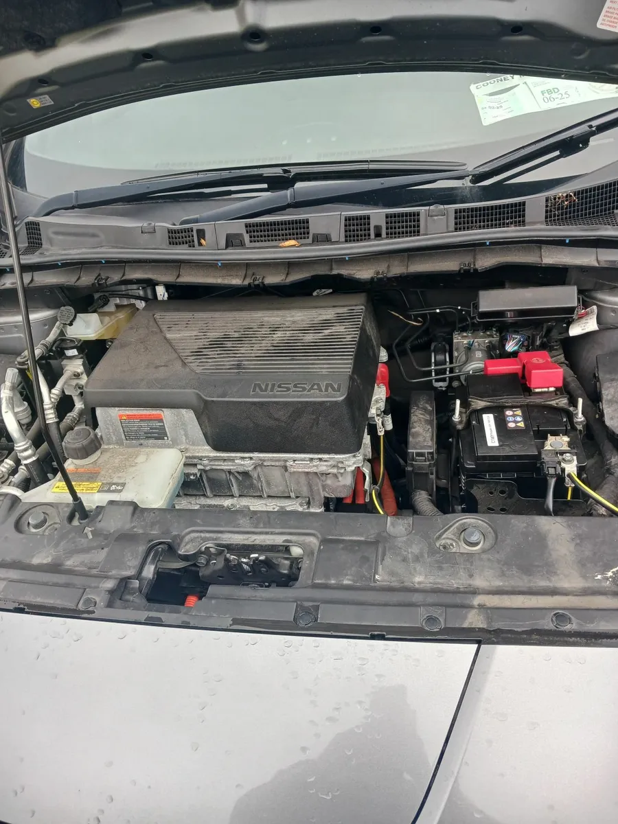 Nissan Leaf 2021 - Image 2