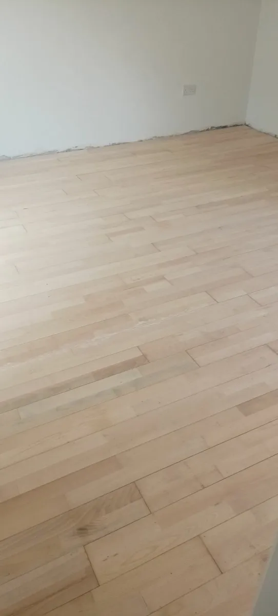 Reclaimed Solid beech flooring - Image 2