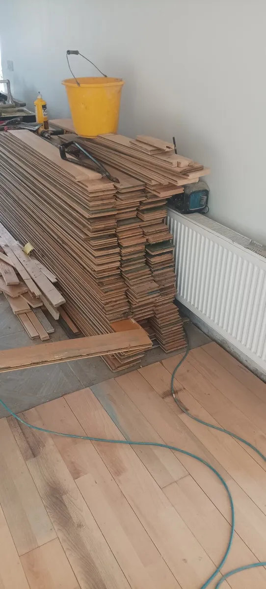 Reclaimed Solid beech flooring - Image 3