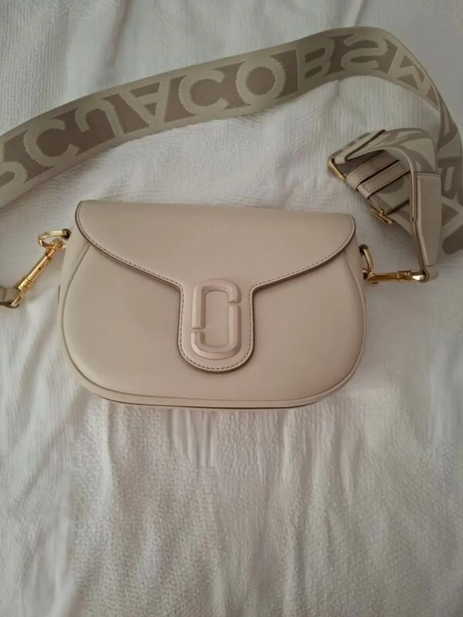 Marc Jacobs THE LARGE SADDLE - Cross body bag - cloud white - Image 1
