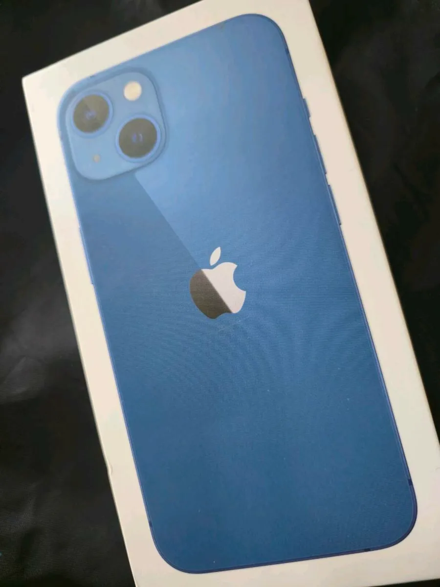 Apple i-Phone 13 128GB - Image 2