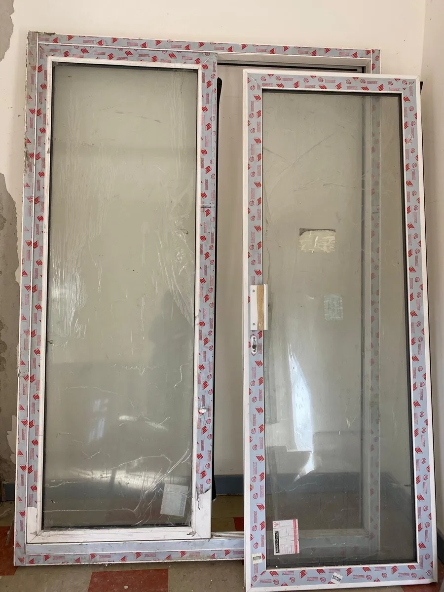 Sliding Door