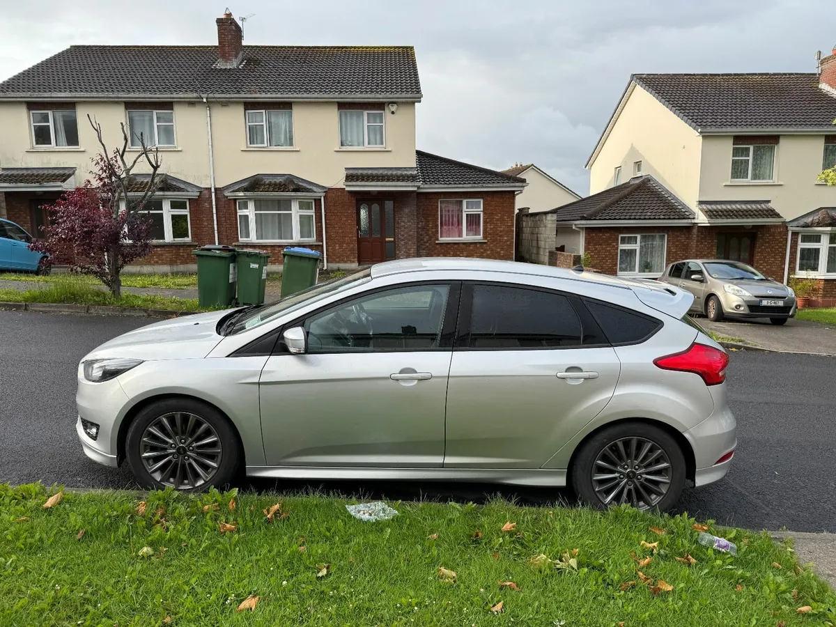 Ford Focus 2018 1.5D AUTO ST-LINE - Image 3