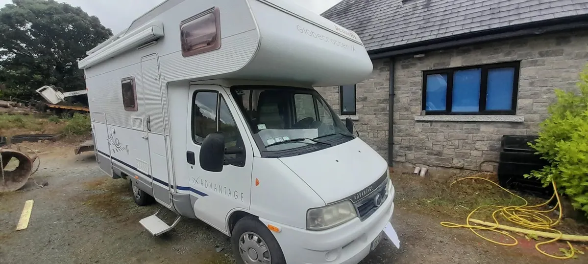 6 berth Campervan - Image 4