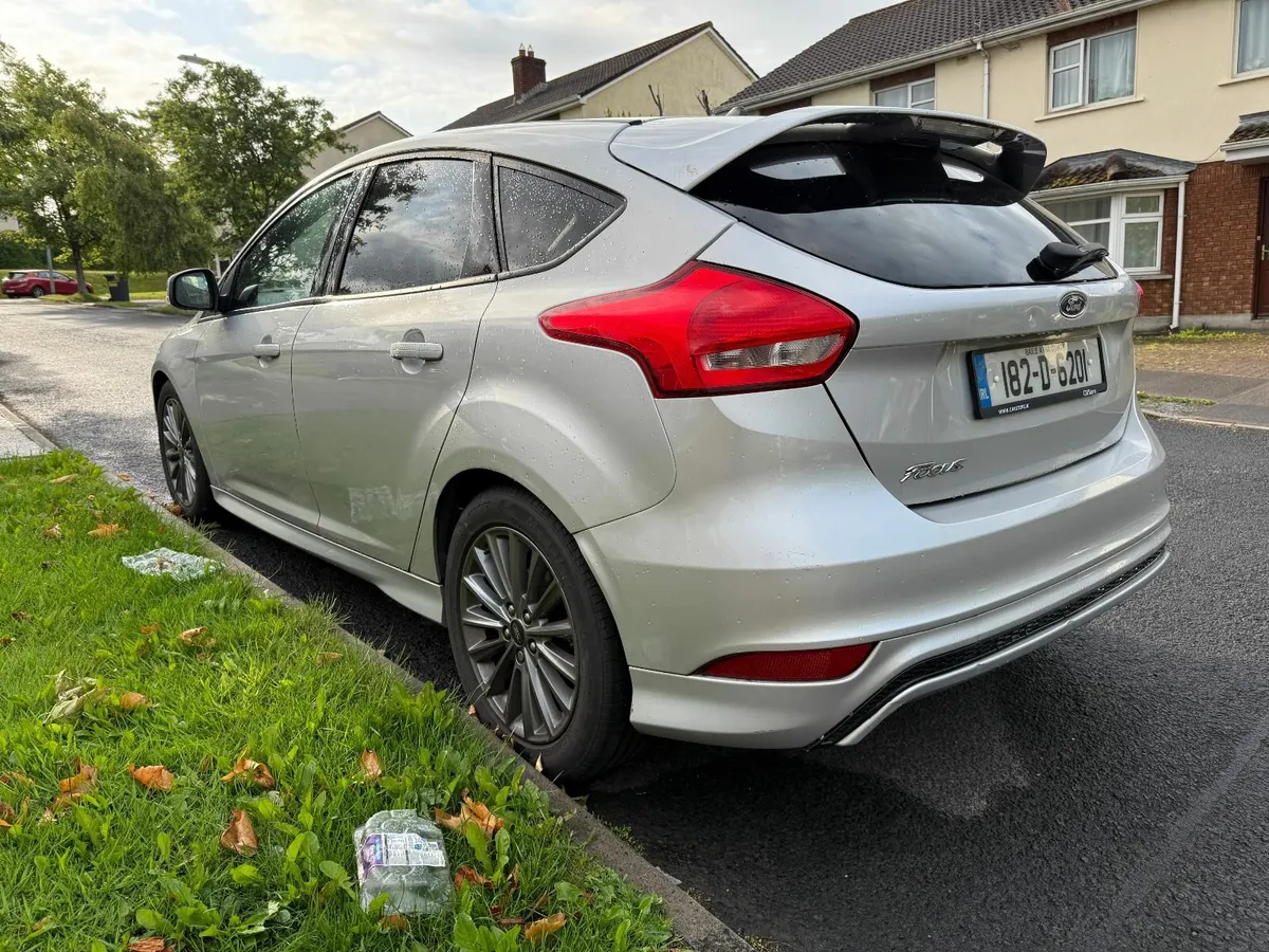 Ford Focus 2018 1.5D AUTO ST-LINE - Image 4