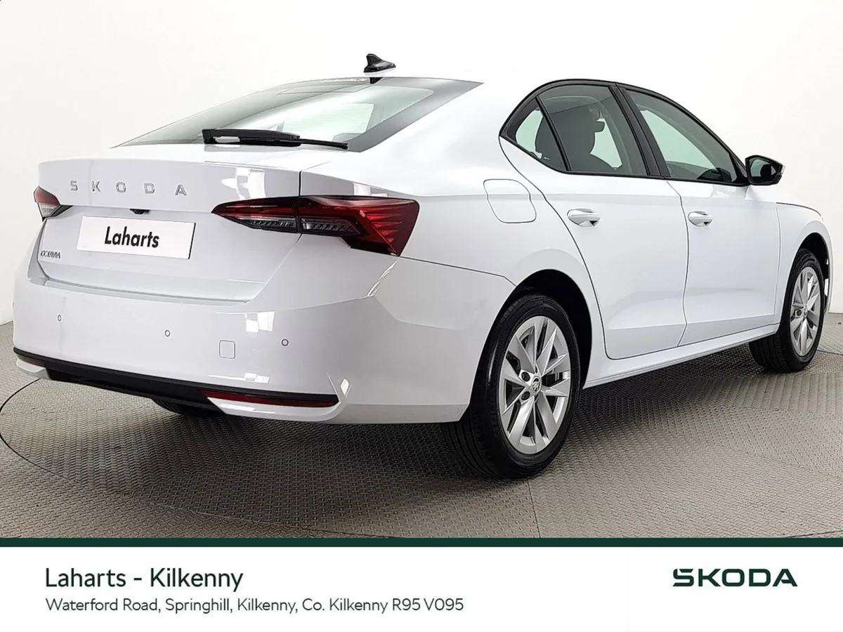Skoda Octavia Selection 1.5tsi 115HP DSG - Image 4