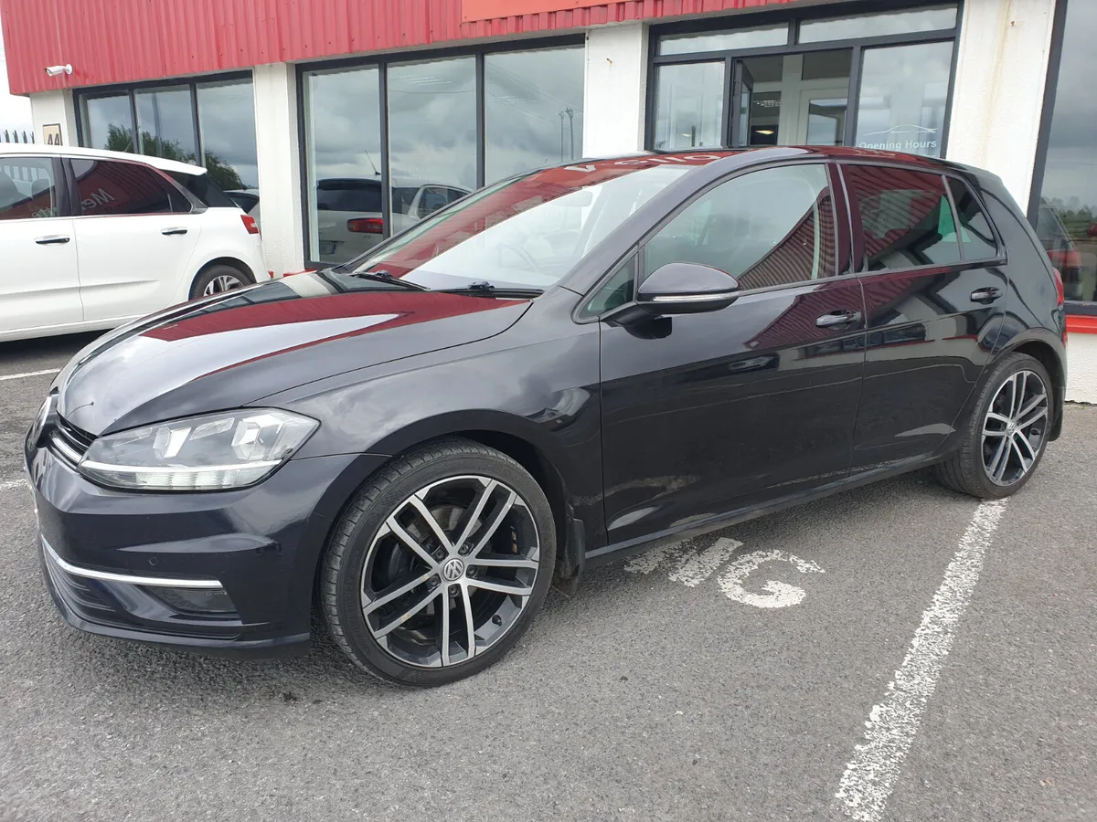 Volkswagen Golf 1.6TDI GT LINE - Image 2