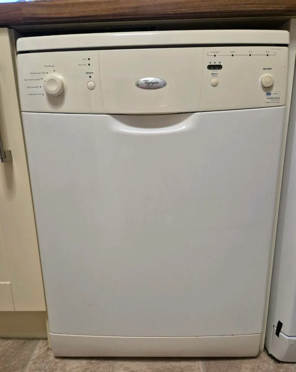 Whirlpool Freestanding Dishwasher - Image 2