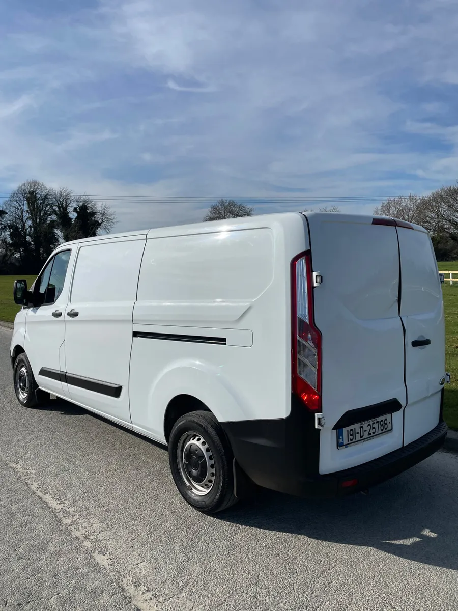 Ford Transit Custom 2019 - Image 4