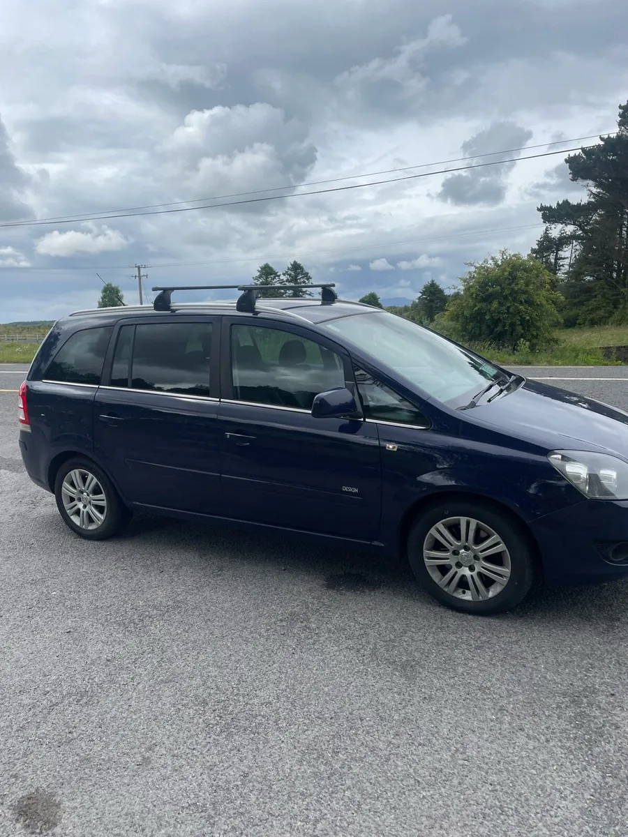 Vauxhall zafira diesel 2012, 1 year nct, - Image 2
