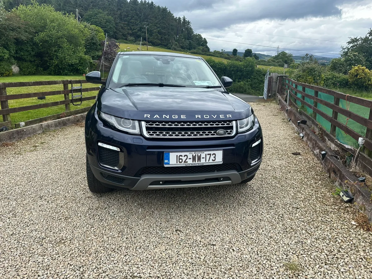 Range Rover Evogue 2016 HSE Auto Like New - Image 2