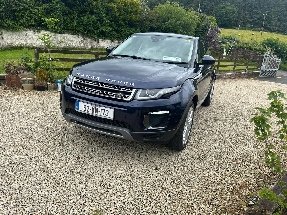 Range Rover Evogue 2016 HSE Auto Like New - Image 3