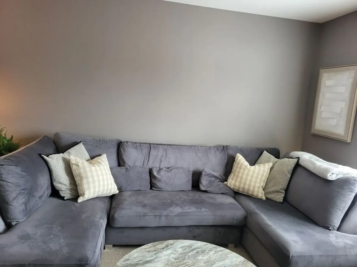 sofa - Image 2
