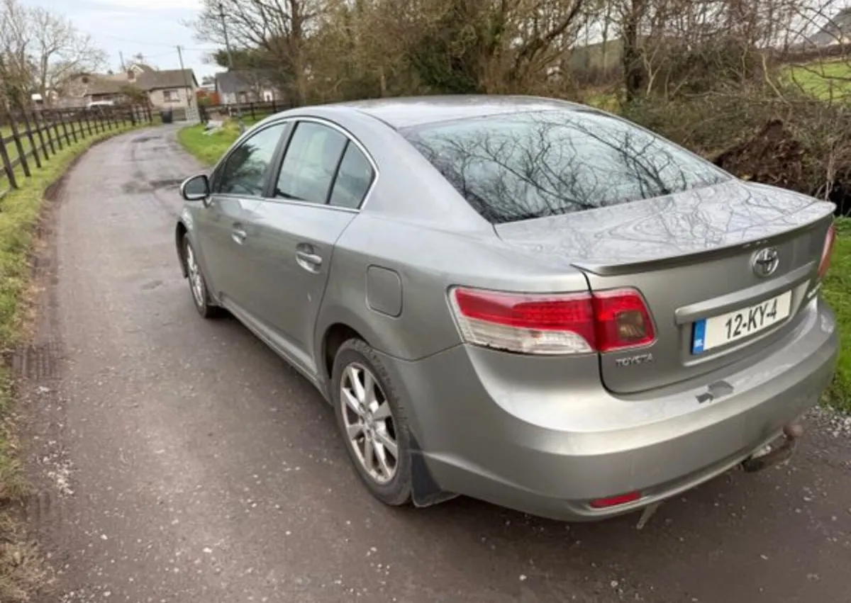 Toyota Avensis 2012 D4D - Image 3