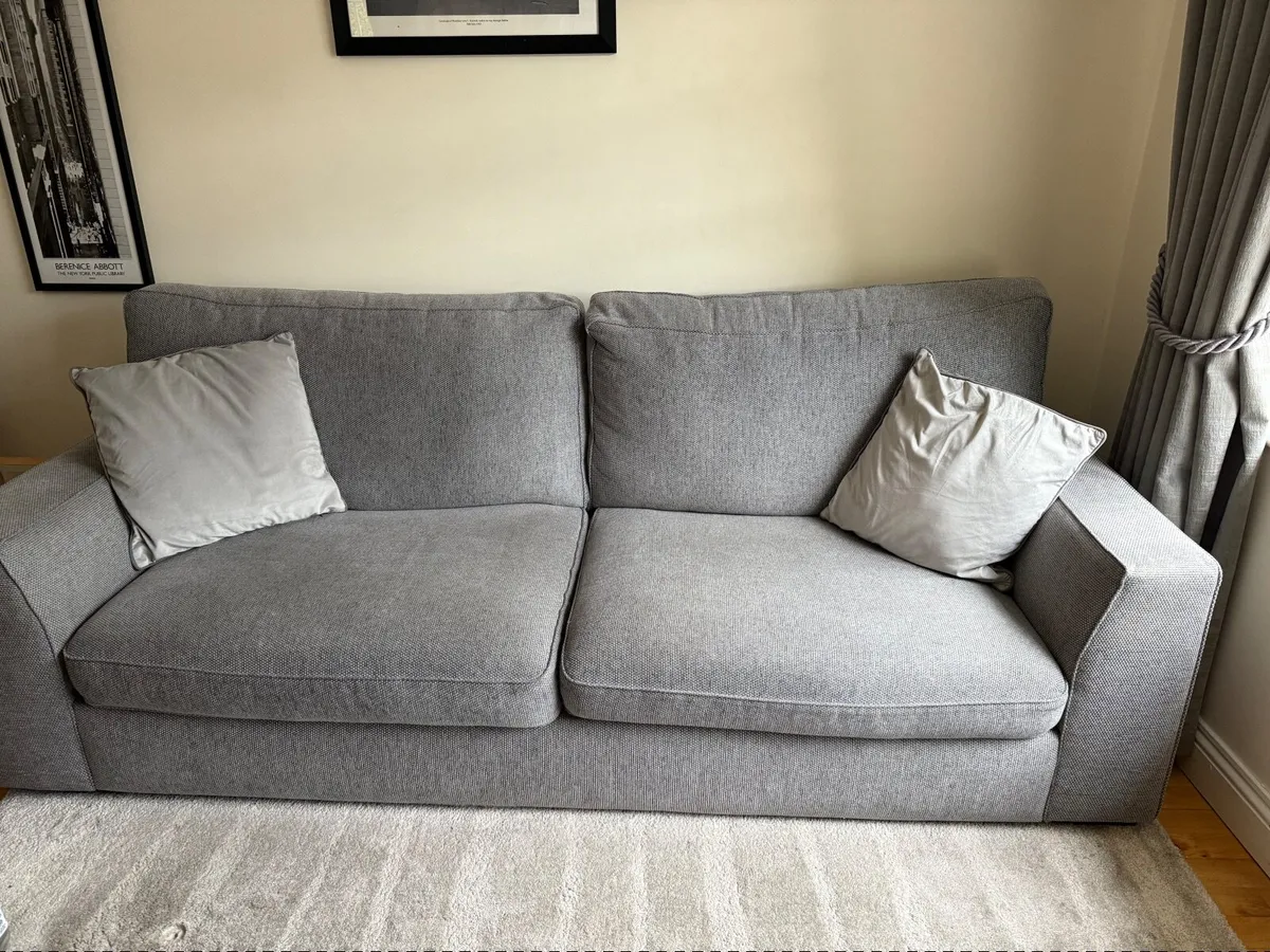 Couch for sale - Image 2