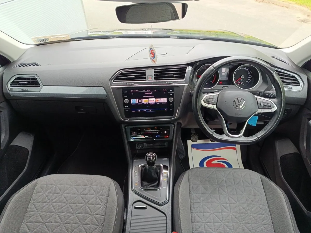 Volkswagen Tiguan 2.0 TDI 122HP Life Nizza Alloys - Image 4