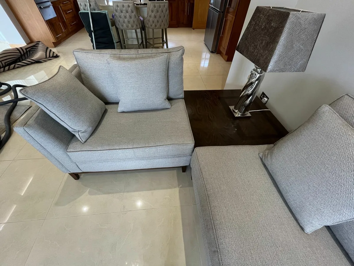 Sofa - Image 4