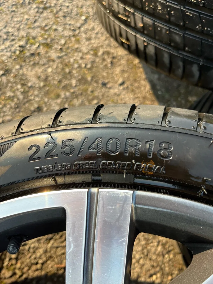 VW 18 inch alloy wheels - Image 3