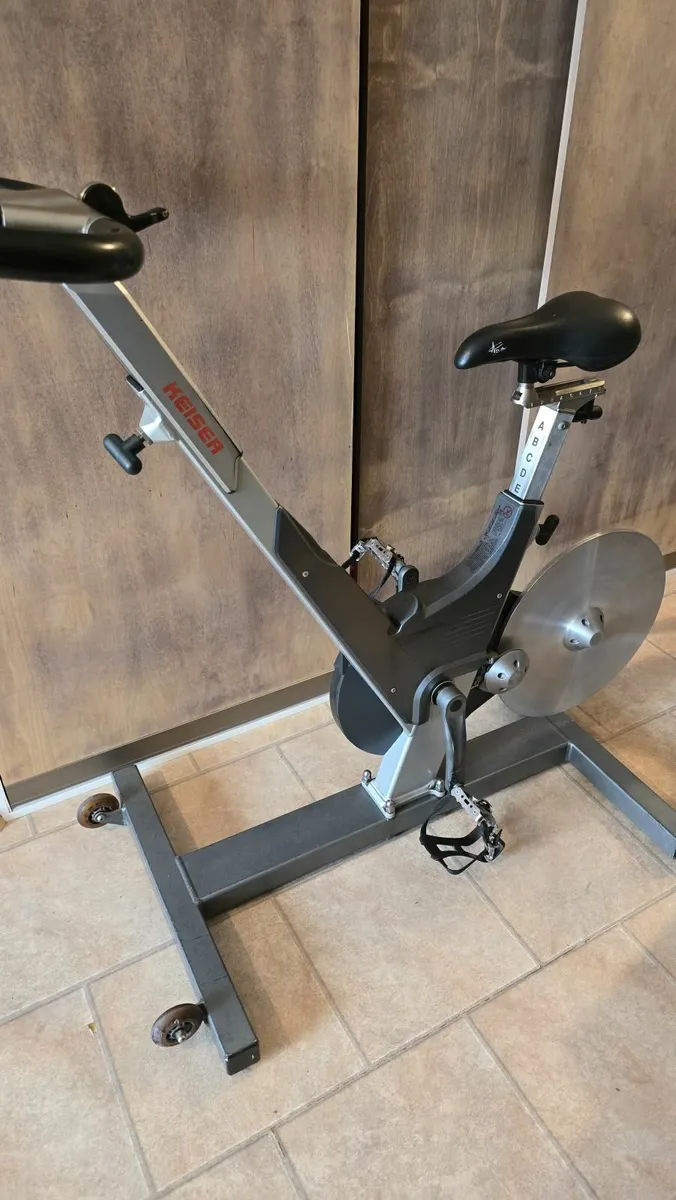 Spinning bike - Image 3