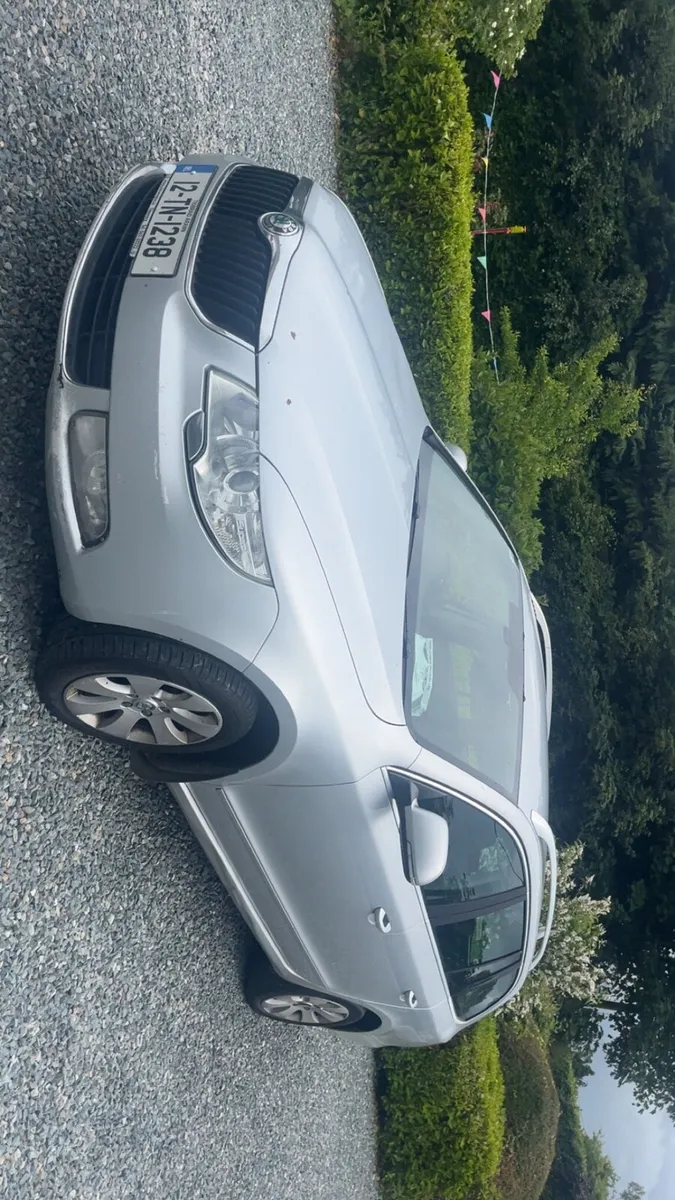Skoda superb - Image 2