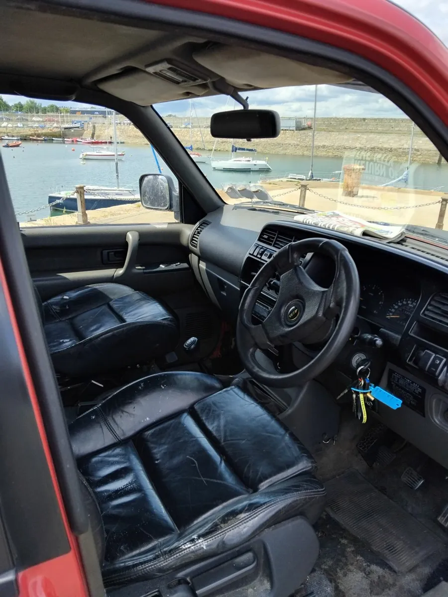 Isuzu Trooper 1998 - Image 3
