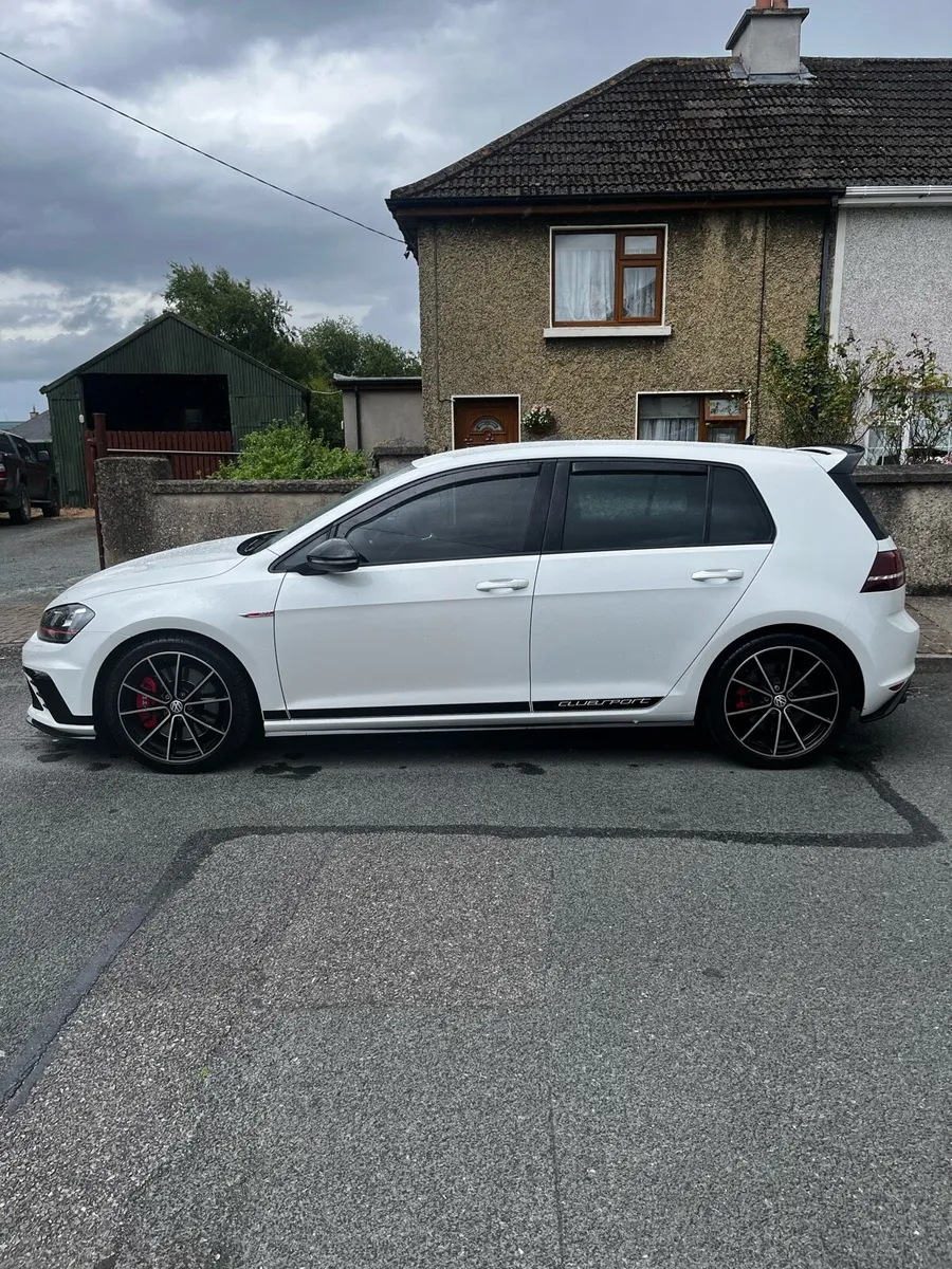 2016 (162) Volkswagen GTI Clubsport - Image 1