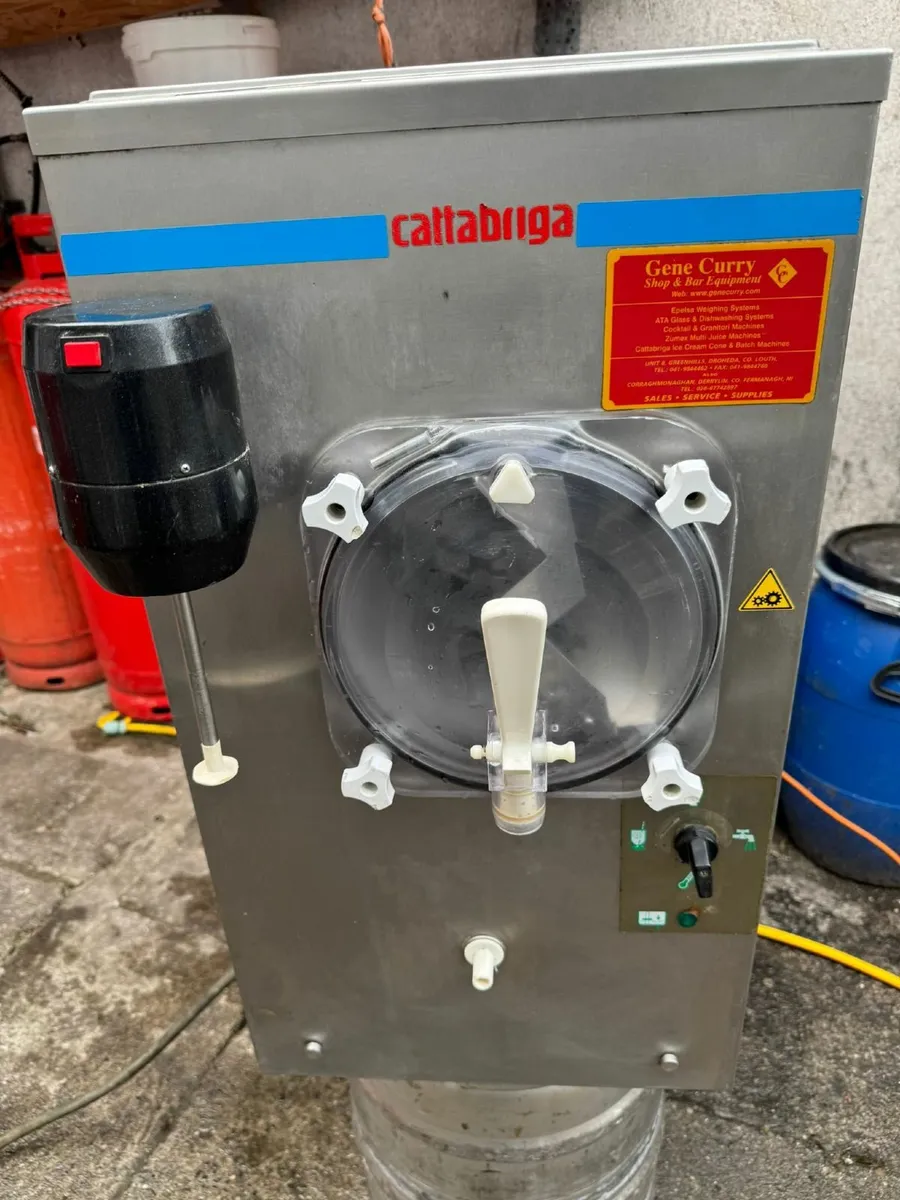 , coffe machine and 2 milkshake - Image 3
