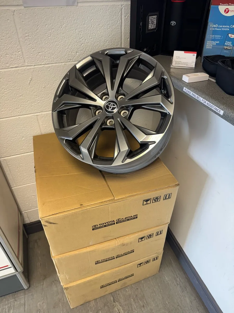Toyota Alloy Wheels 18 Inch