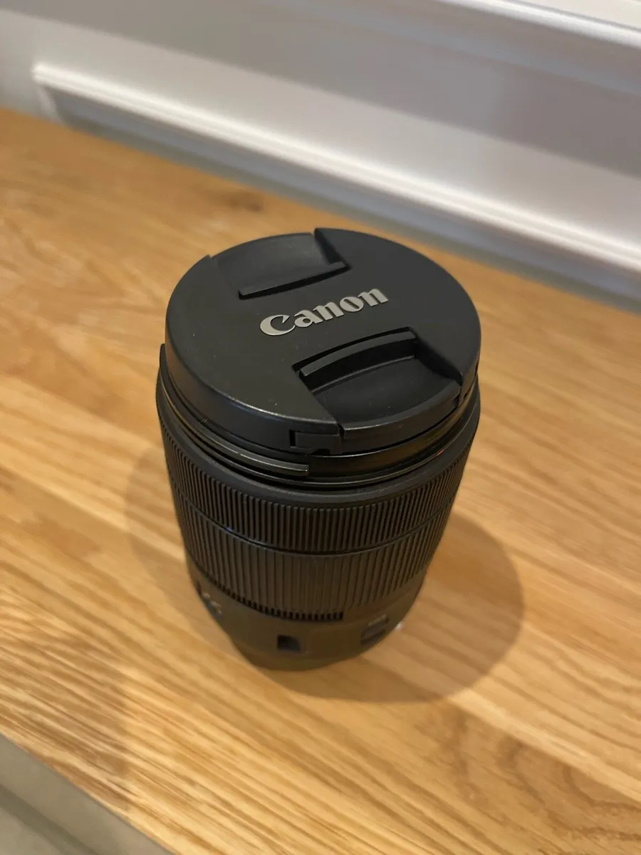 Canon EF-S 18-135mm Camera lense - Image 2