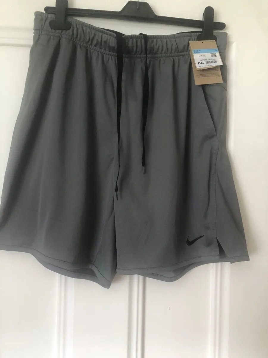 Nike shorts - Image 1