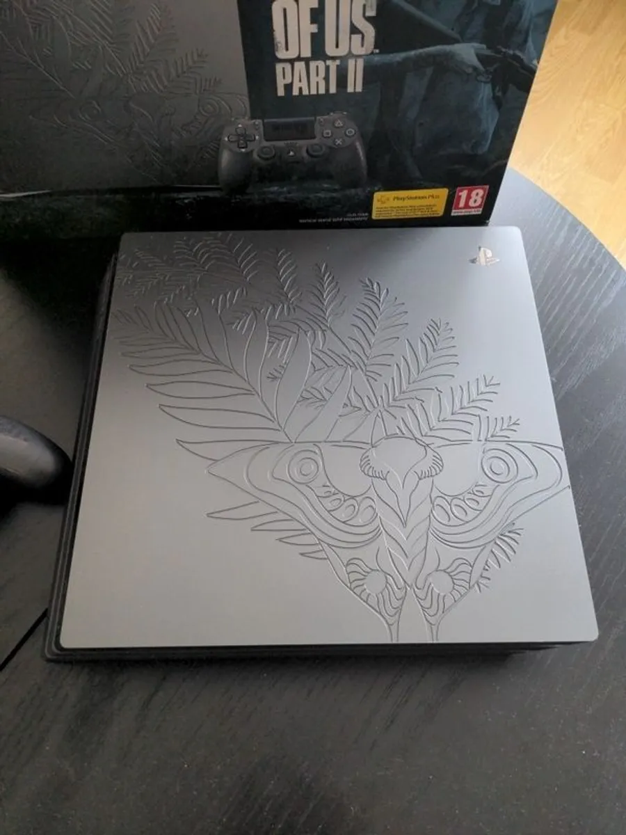 PS4 pro - Image 2