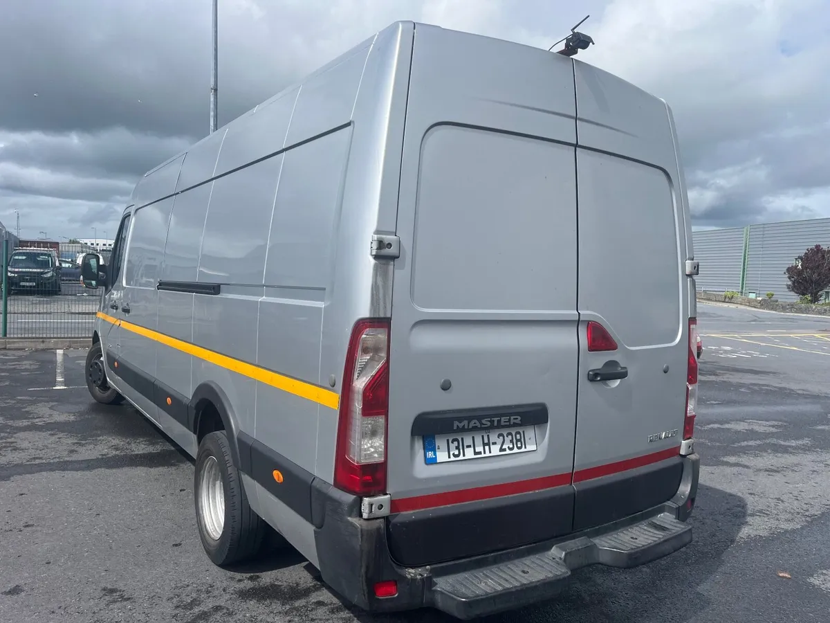 Renault Master 2013 - Image 2