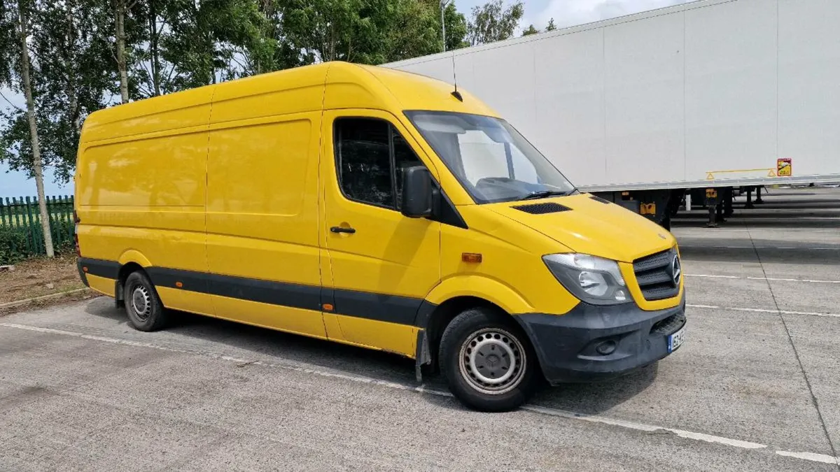 Mercedes Sprinter - Image 2