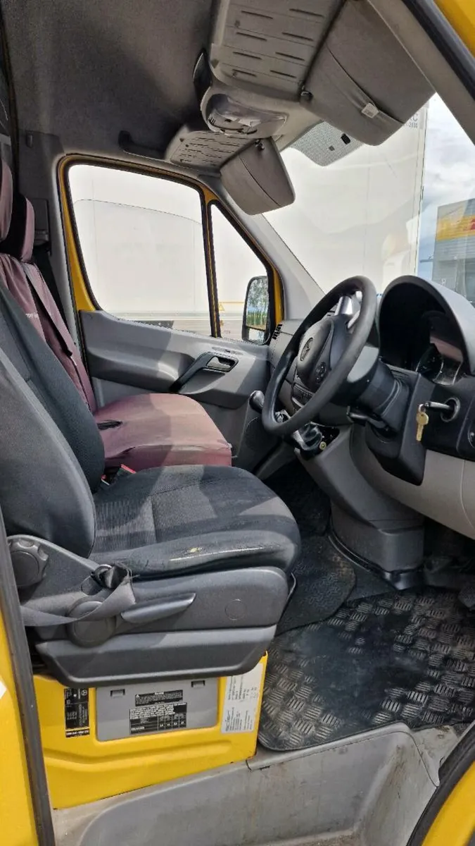 Mercedes Sprinter - Image 4