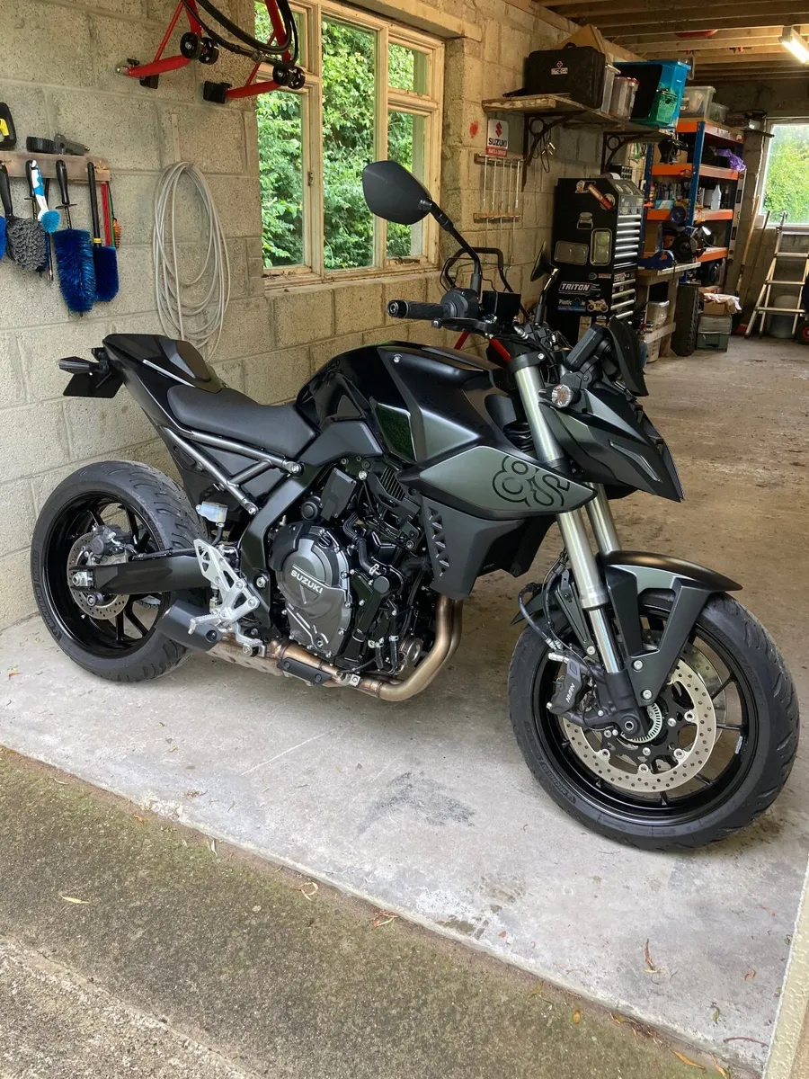 Suzuki GSX8-S - Image 1