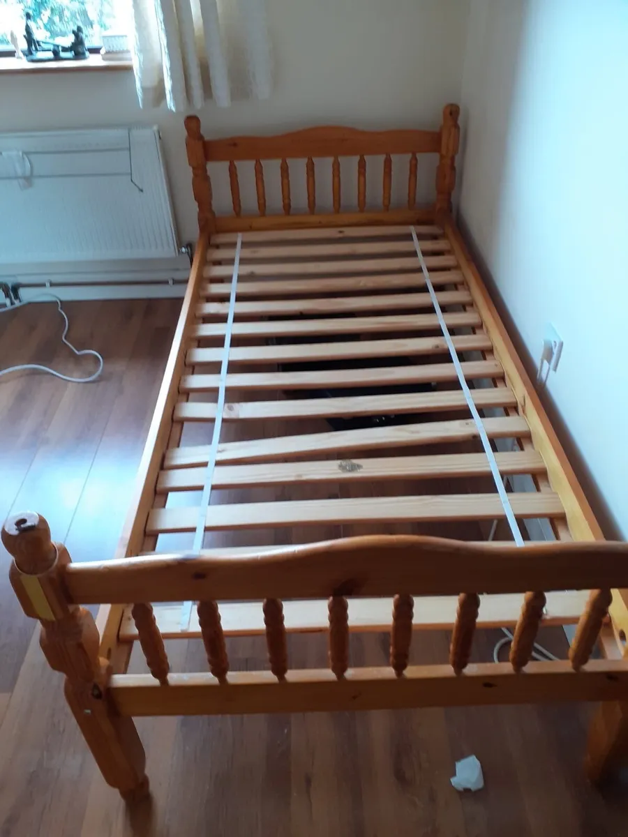 Bunkbed & Single mattress - Image 1