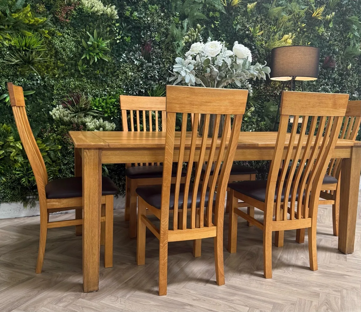 Oak kitchen table & 6 chairs/dining set - Image 3